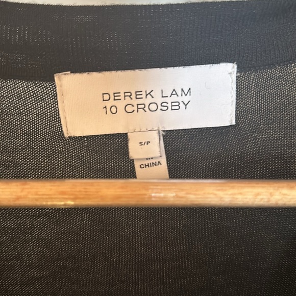 Derek Lam, silk cashmere blend v kneck knit with bottom fringe detail - Picture 3 of 4